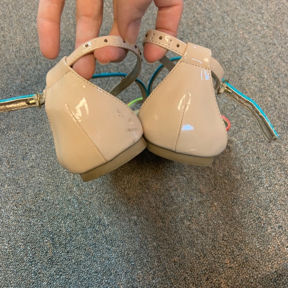 Shi sandals - Picture 2 of 4